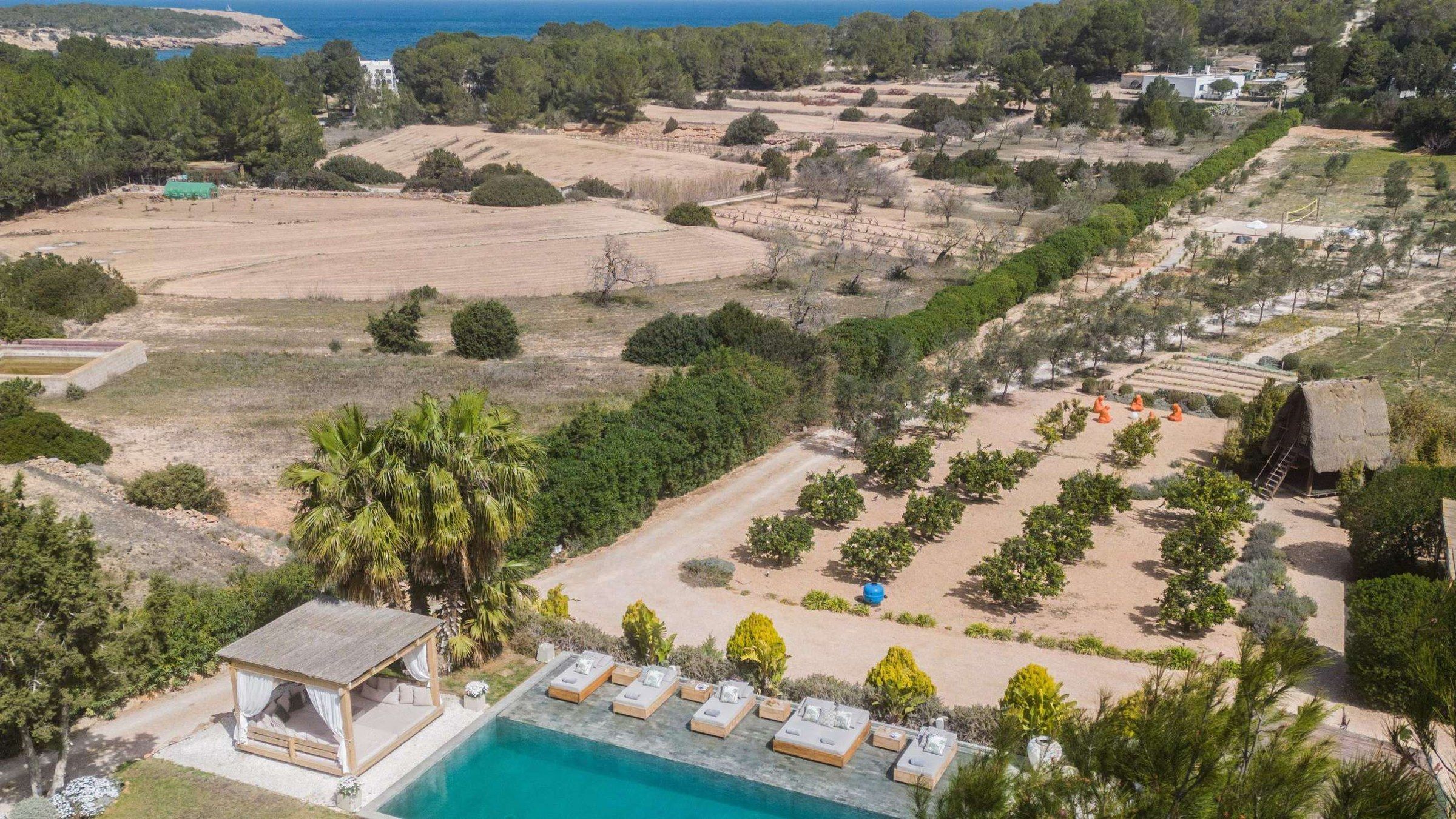 What Makes Villa Cala Bassa Special