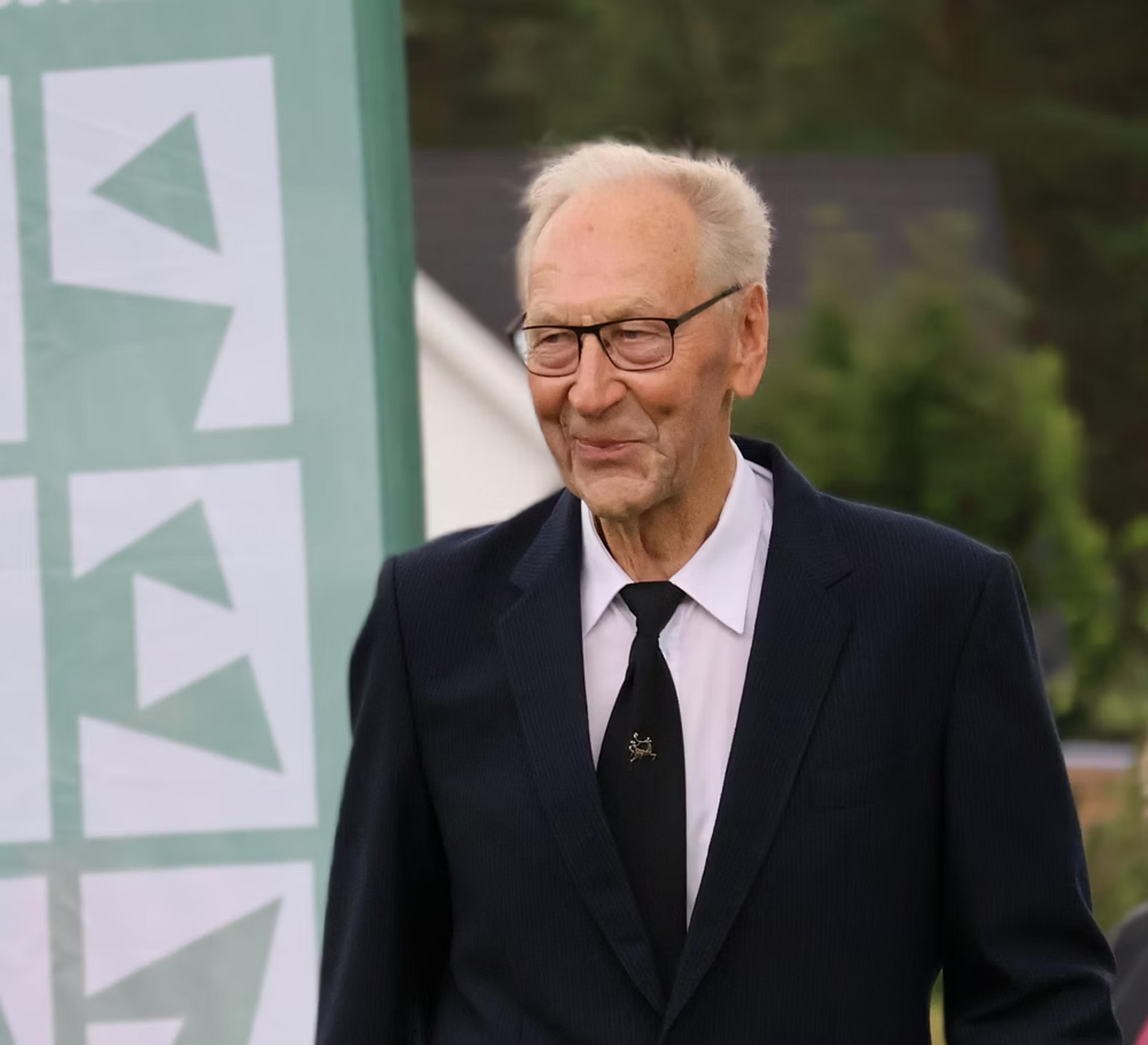 Iver Bjerkehagen ble årets Vehl-Per i 2025. Nå kan alle komme med forslag til kandidater i 2026. (Foto: Beate Hovde - Dølen)