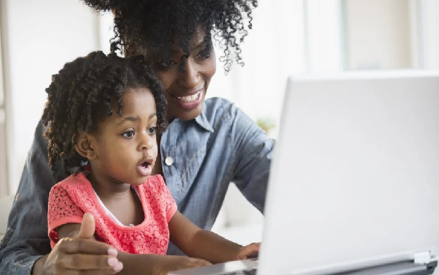 AT WHAT AGE DO I INTRODUCE MY KIDS TO CODING?