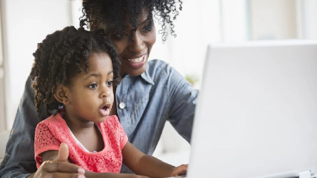 AT WHAT AGE DO I INTRODUCE MY KIDS TO CODING?
