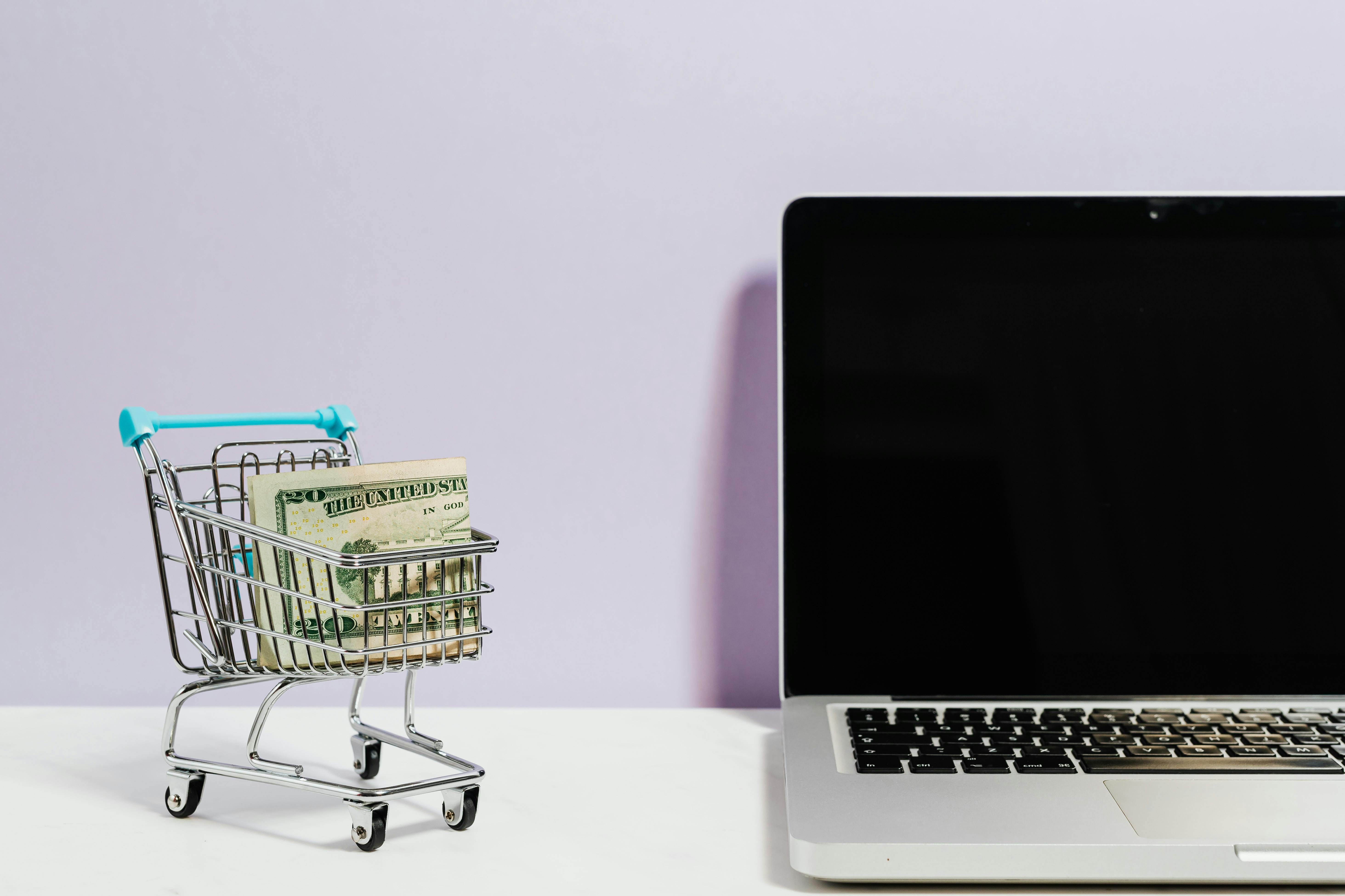 Grow Your Customer Base with No Marketing Budget: The 'Fantail Tools' Approach
