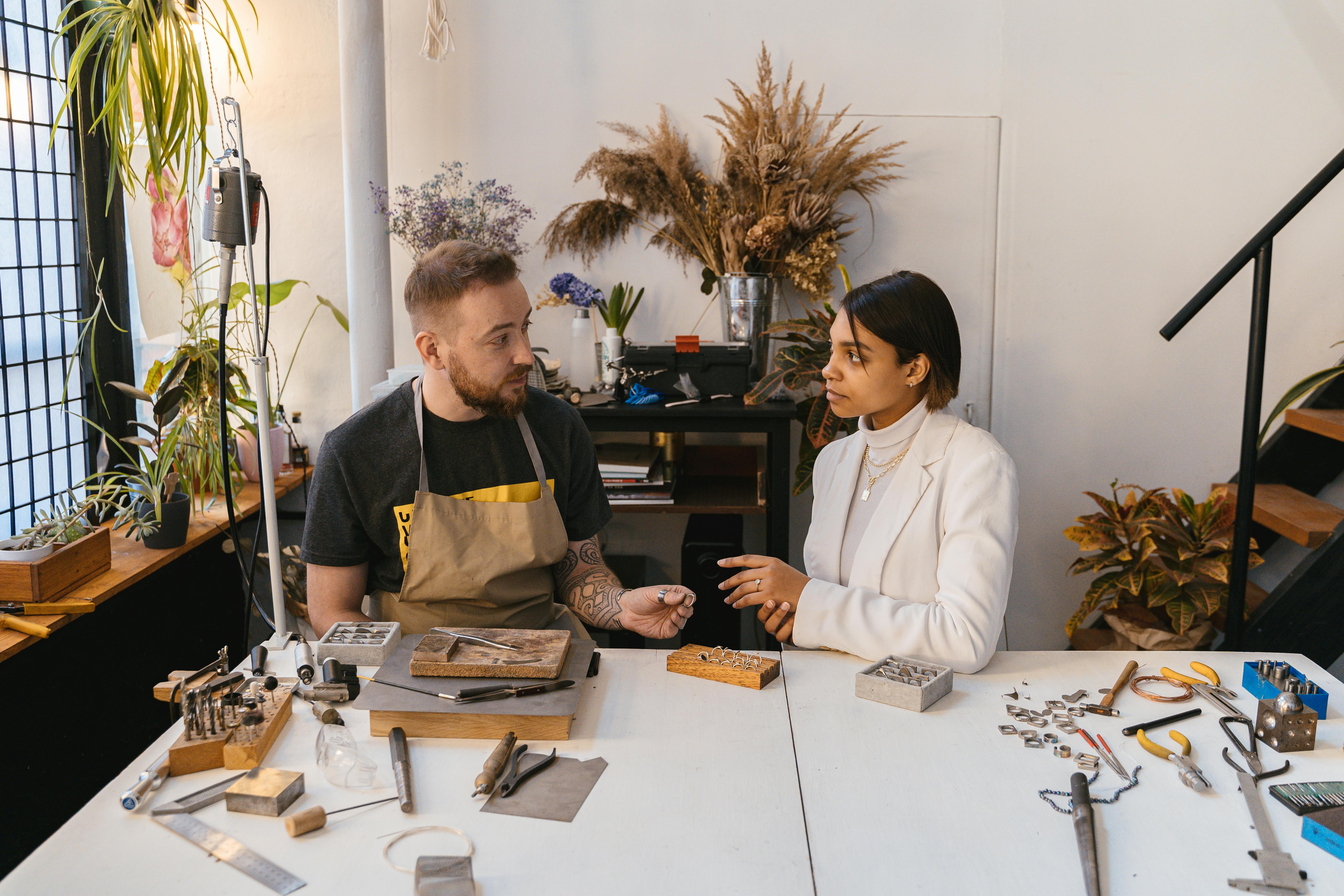 Boosting Your Shopify SEO with AI: A Look at Fantail and Other Tools