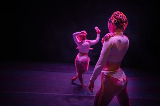 documentación 10 de 10 · Pan y circo: sin ánimo de luto
