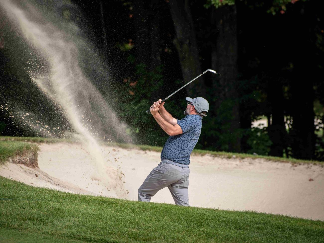 Zach Zondlo hitting from bunker