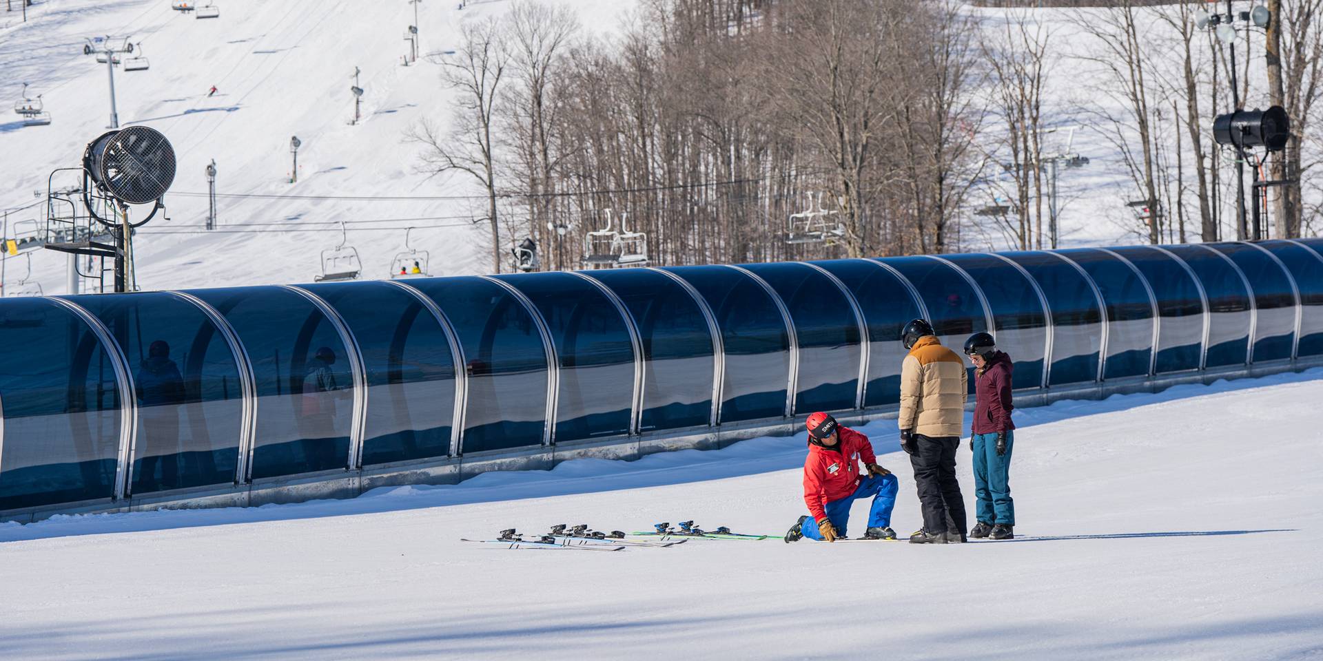 guests having a private ski lesson