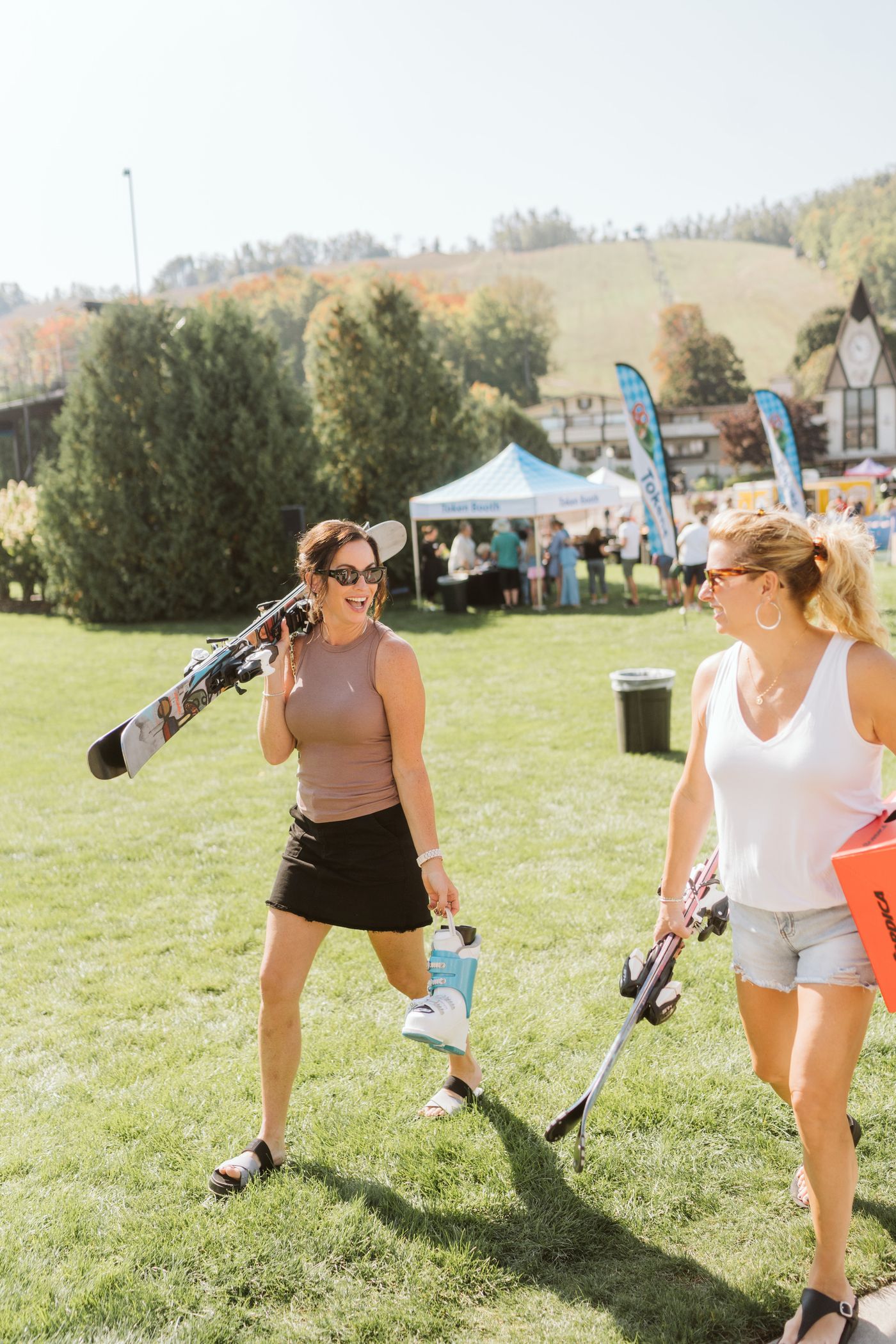 guests with ski gear from winter expo