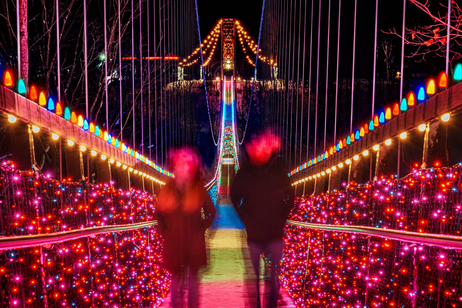 Lights in the sky at skybridge michigan