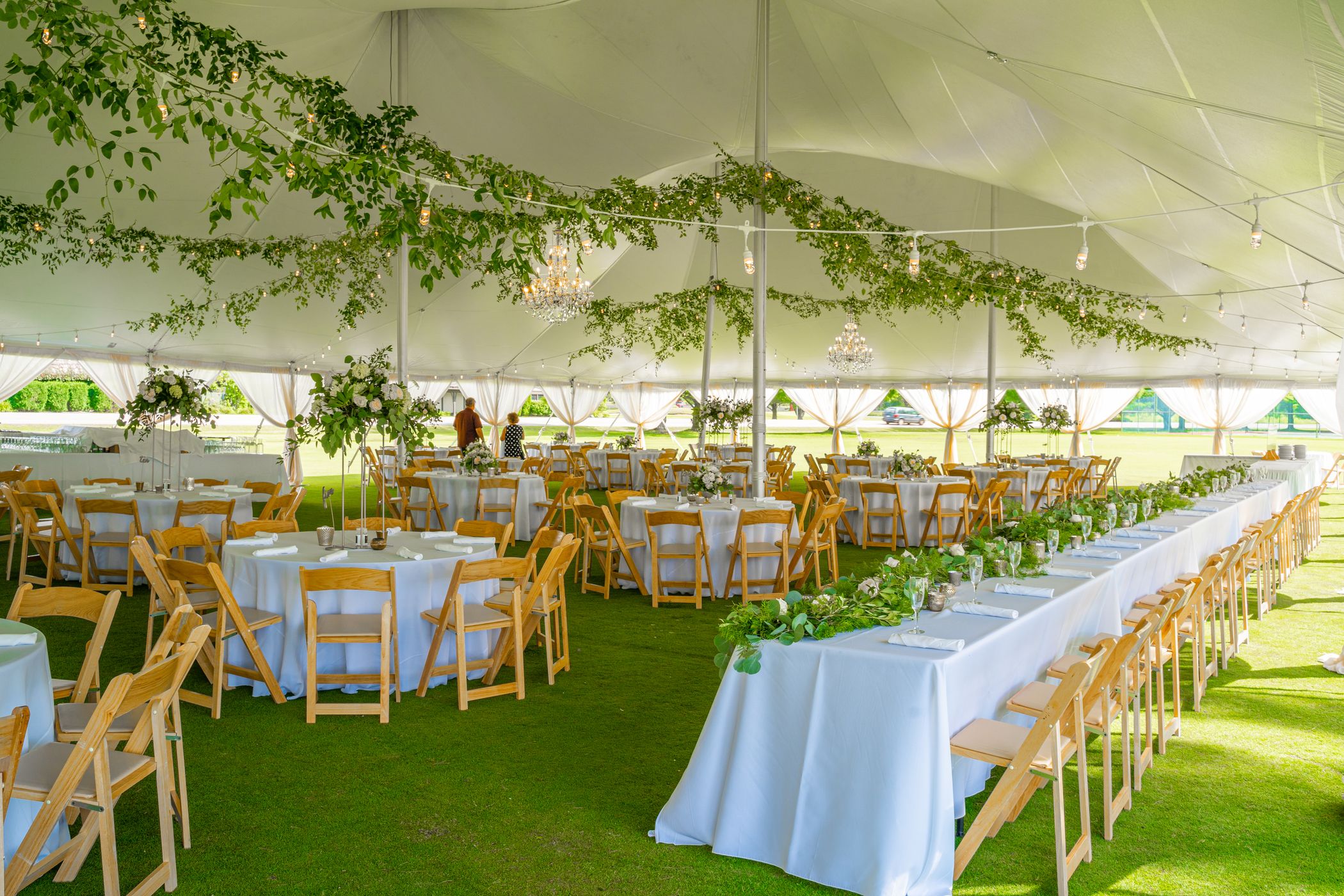 tent setup at deer lake wedding