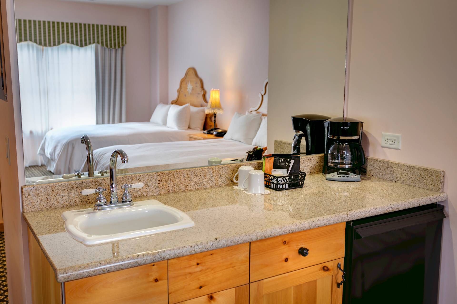 Wet bar at the Mountain Grand Lodge and Spa