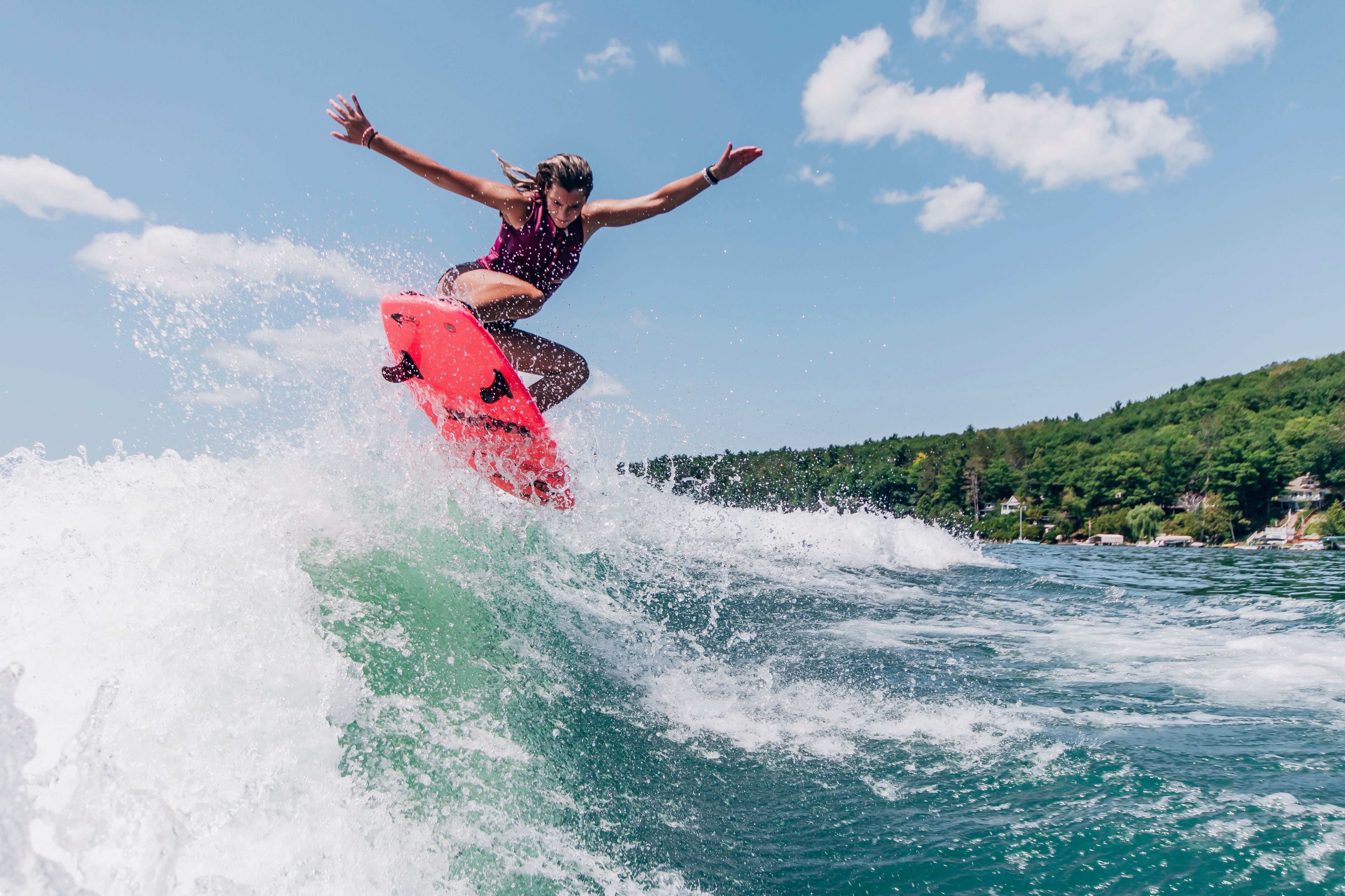 cassidy gale wakesurfing