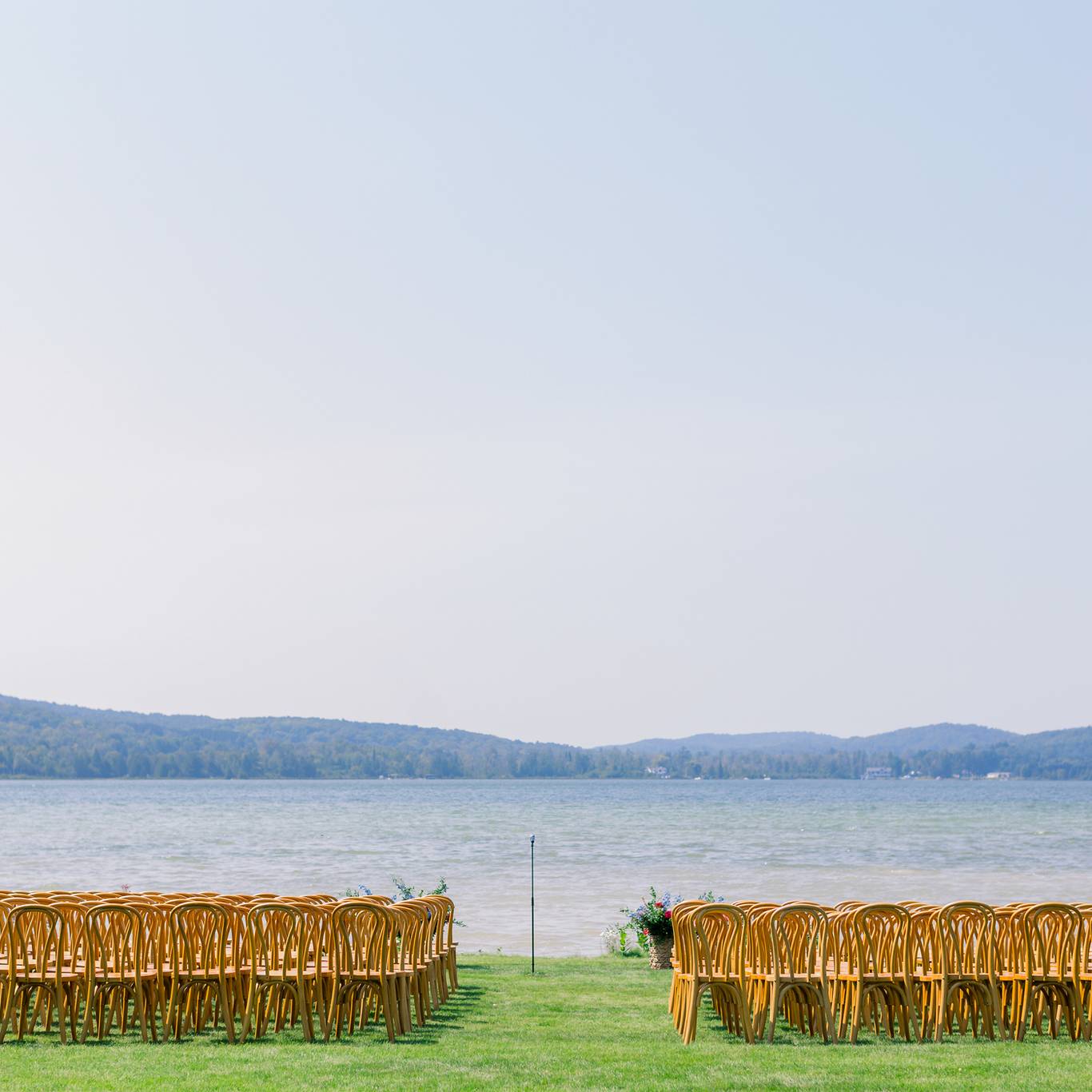 deer lake ceremony setup