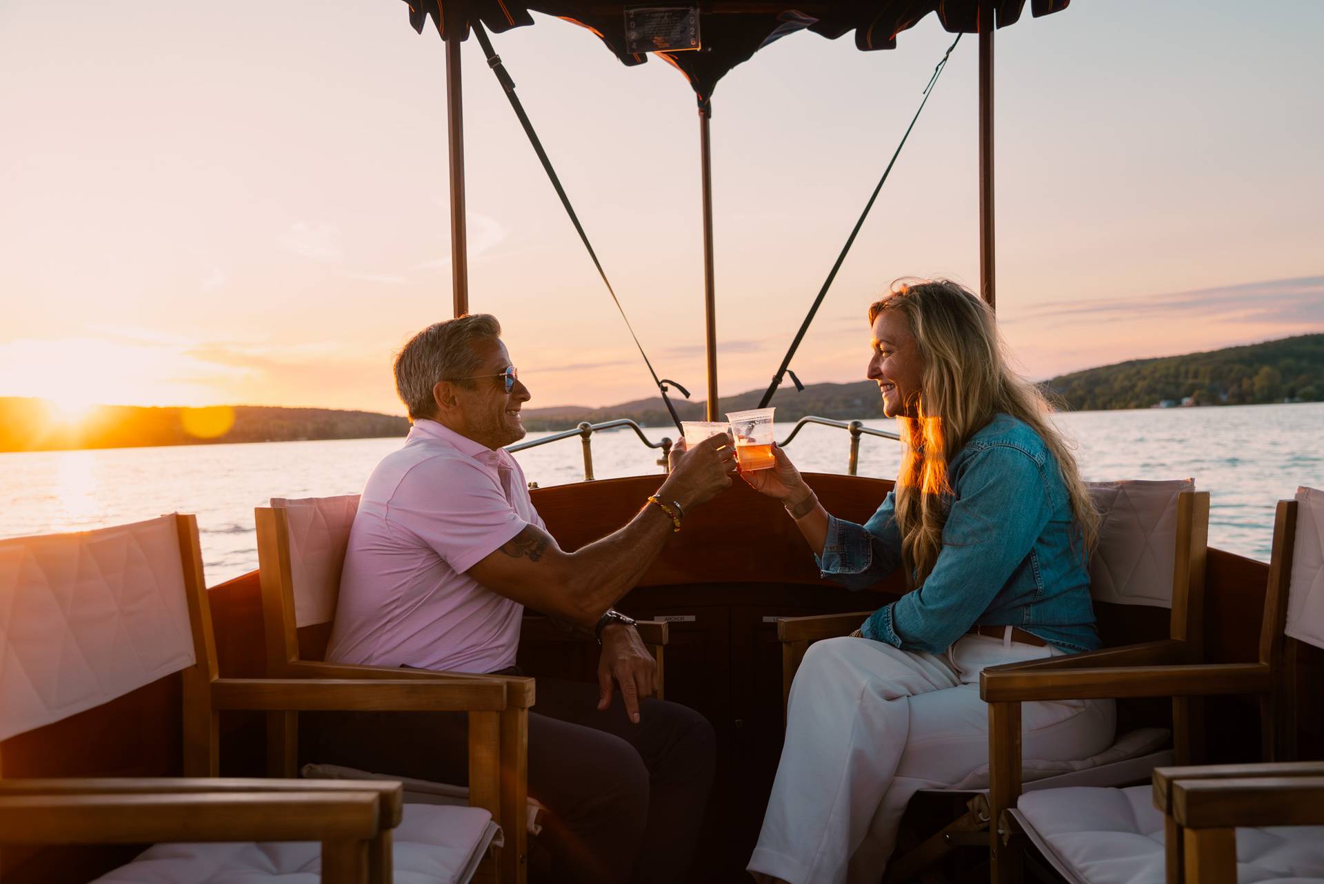 couple having drinks on miss donna