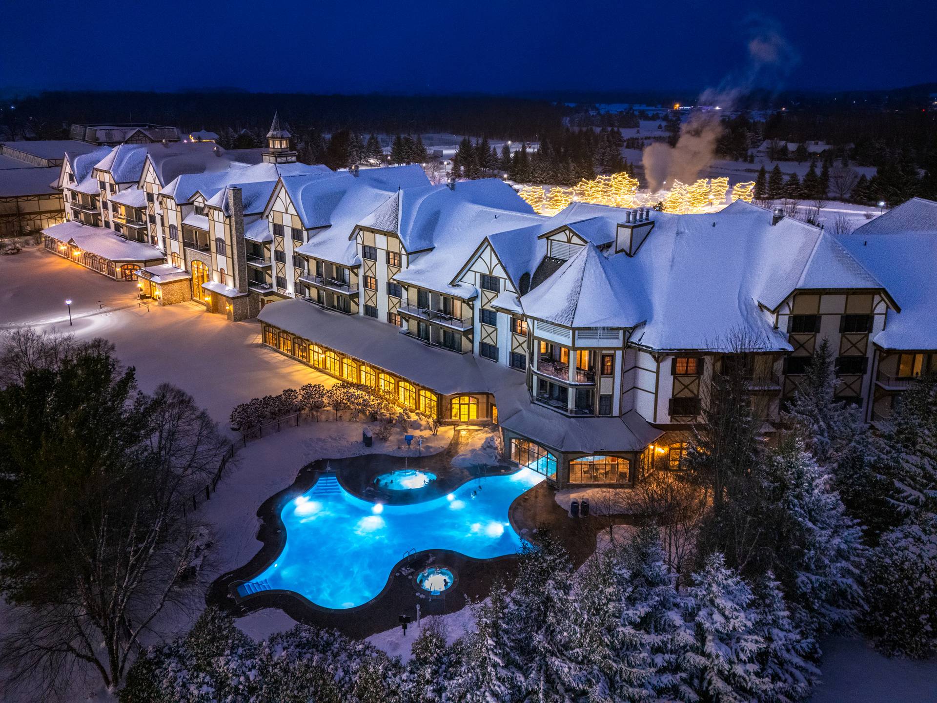 backside of Mountain Grand Lodge and Spa