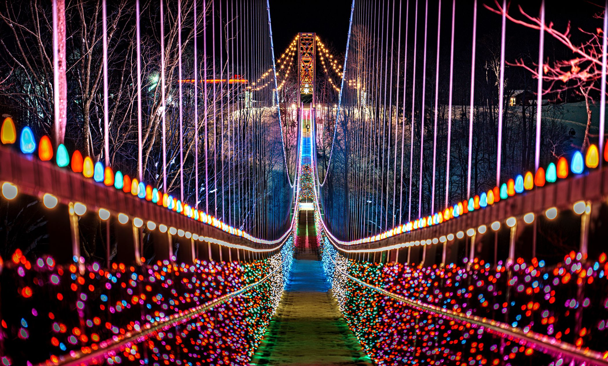 Lights in the sky at skybridge michigan