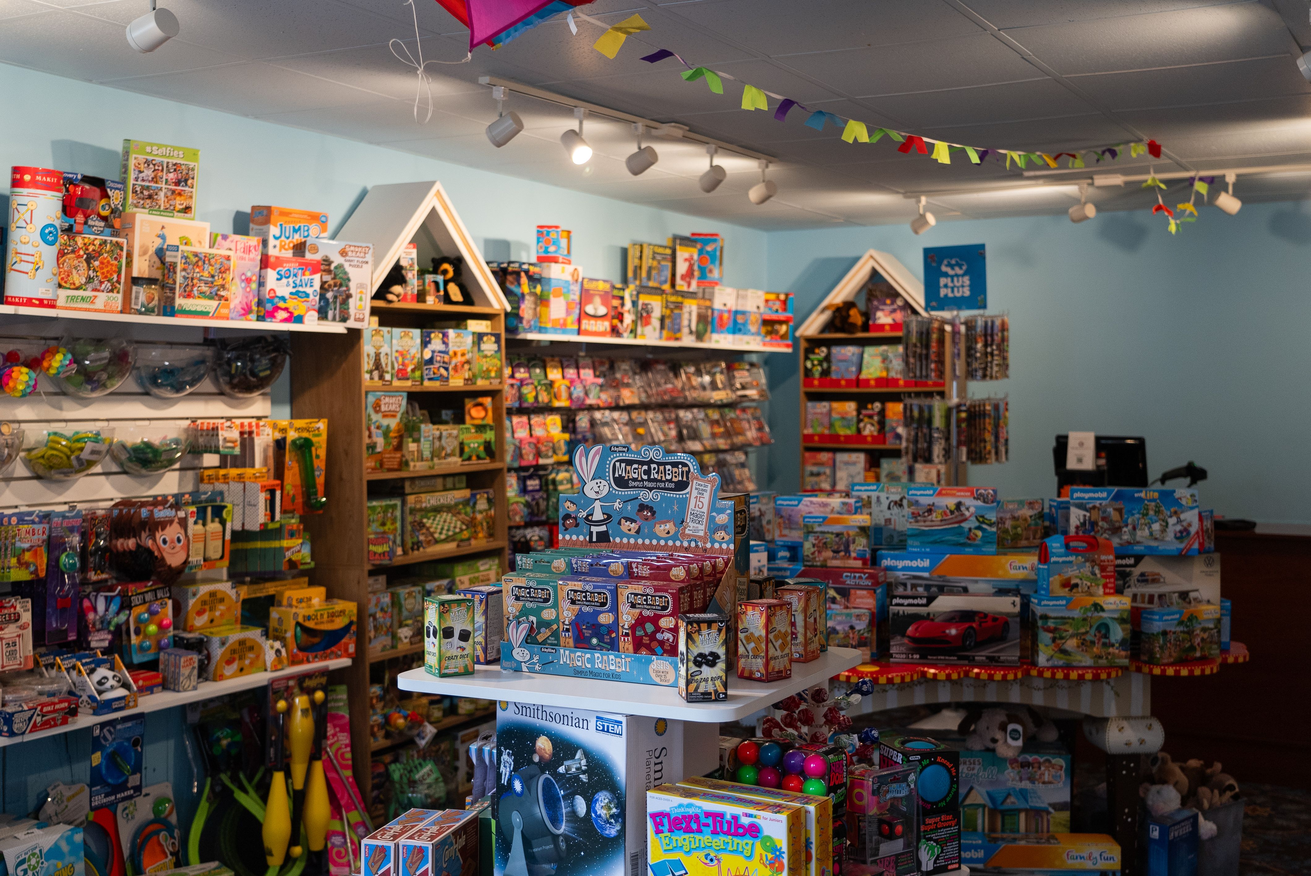 inside picture of toys and candy in Spielladen