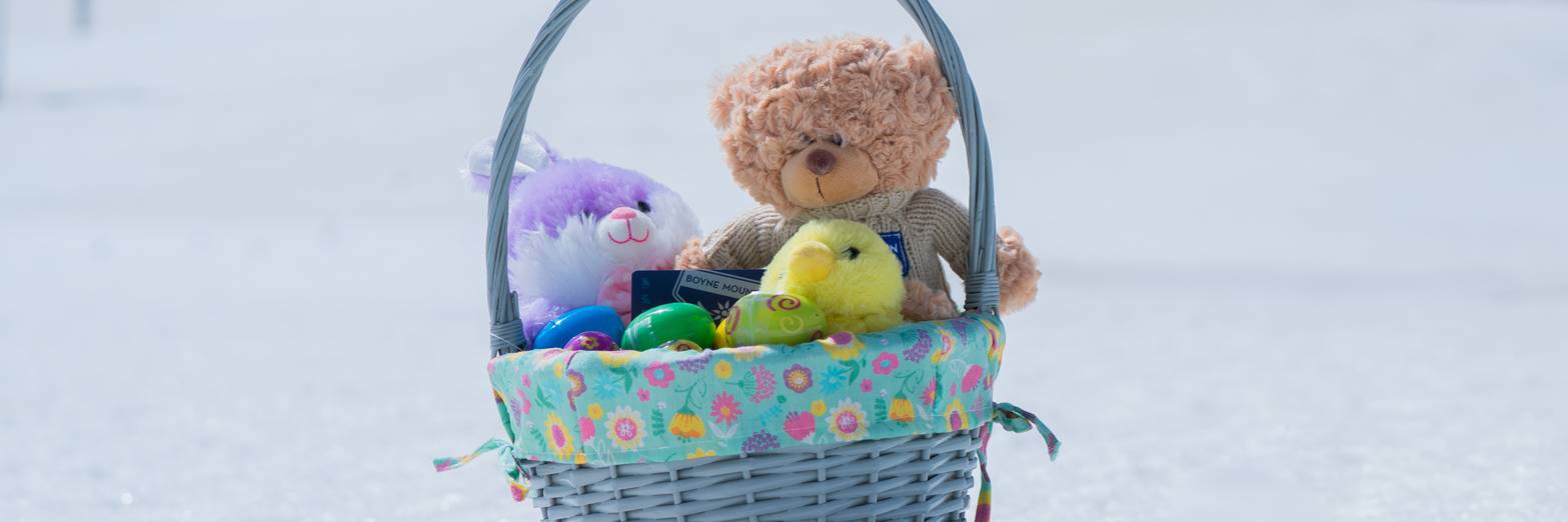 Easter basket in the snow