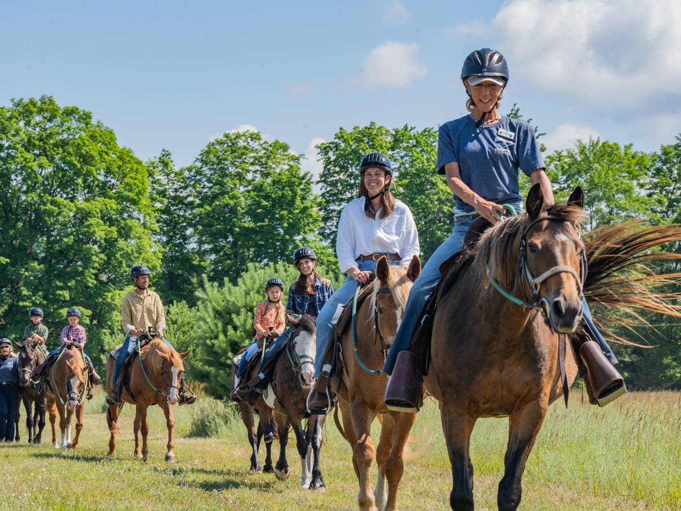 What to Wear on a Horse Trail Ride: Ultimate Comfort & Safety Guide