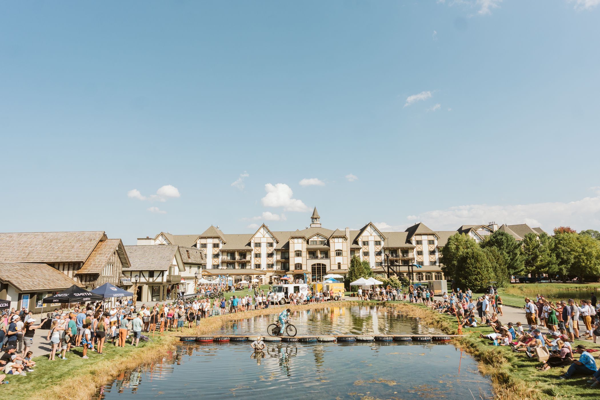 pond pedal event at skitoberfest
