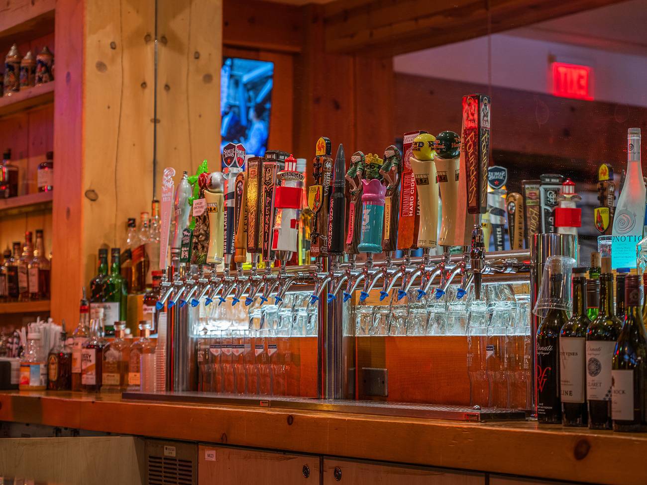 Everett's Beer taps