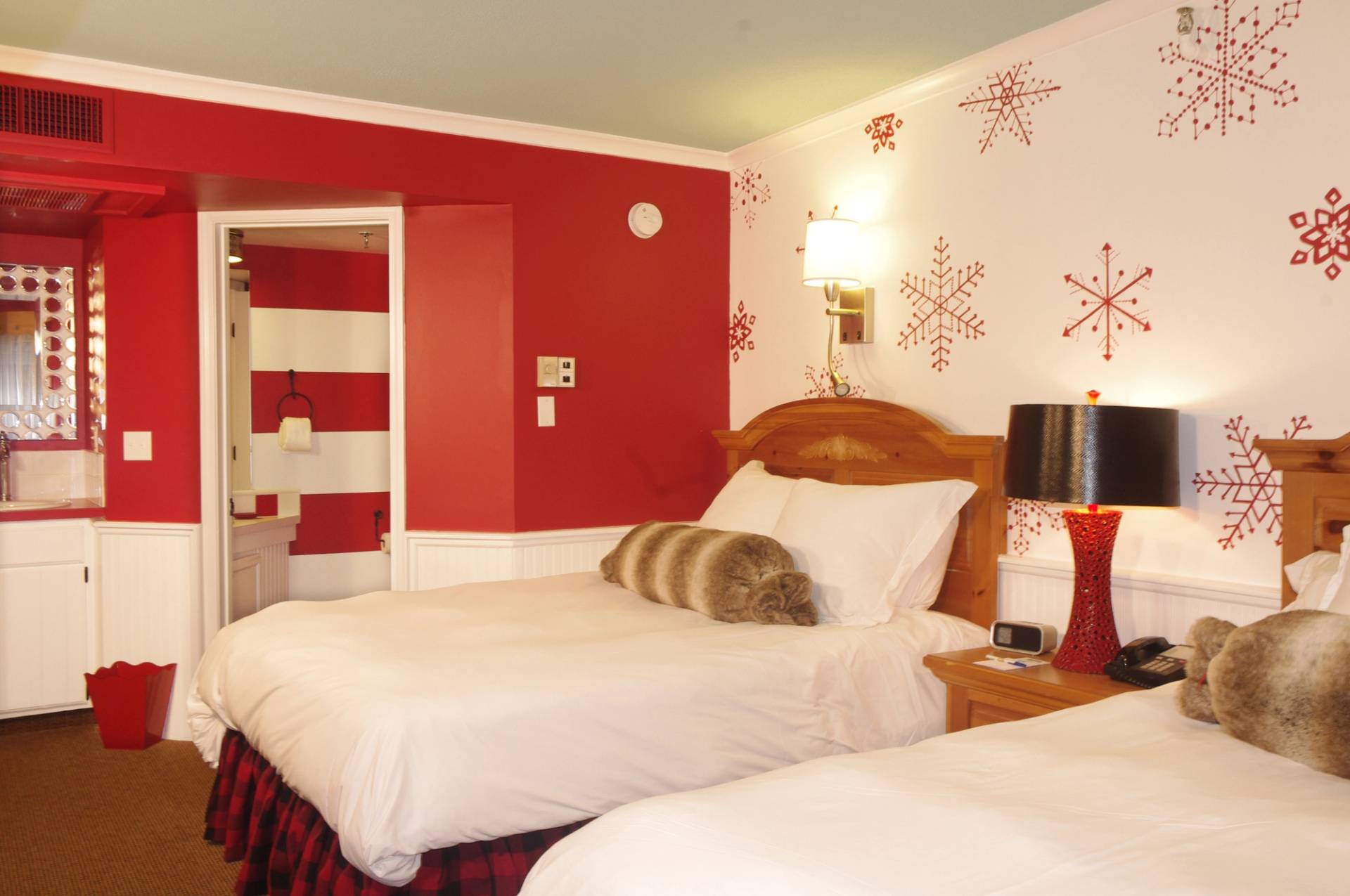 Interior of double queen in Clock Tower Lodge