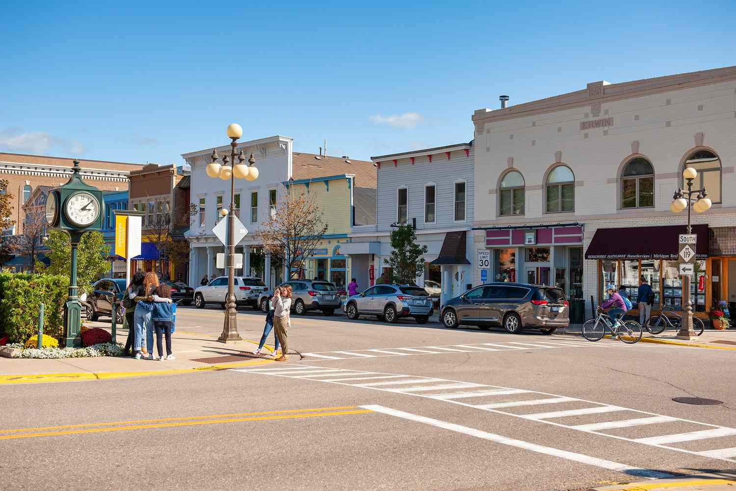 downtown harbor springs