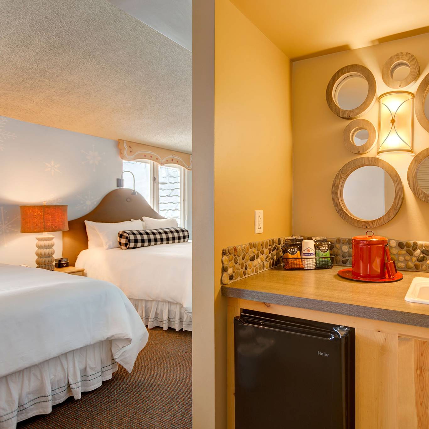double queen room in boynehof lodge