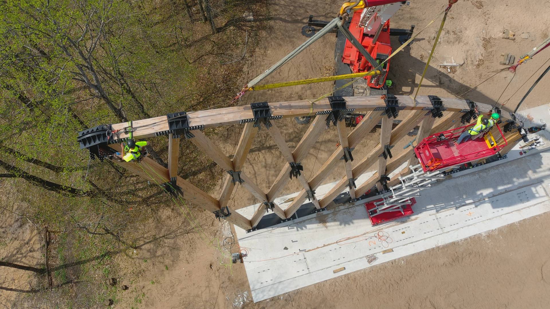 Installation of the pillars of SkyBridge Michigan.