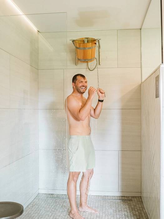 Bucket shower in Chalet Edelweiss
