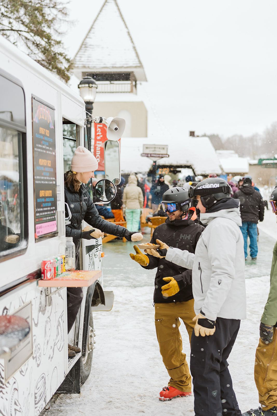 guys getting lunch at happy's