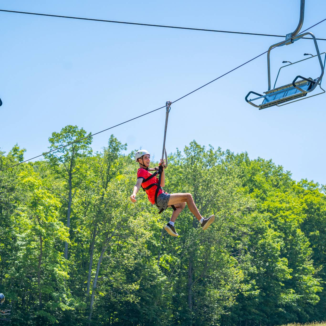 Zipline tour going under lift