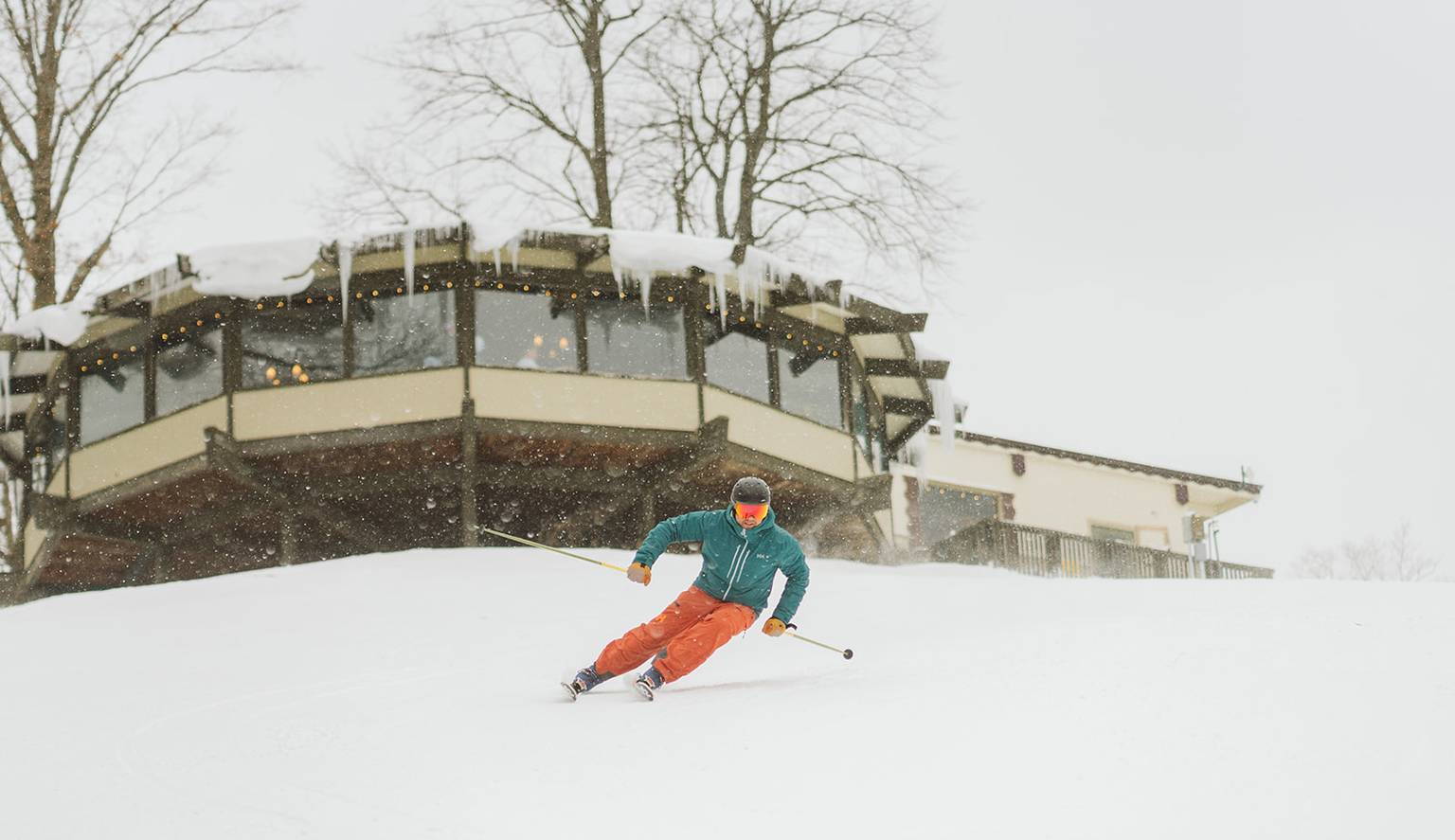 skier on Hemlock at boyne mountain