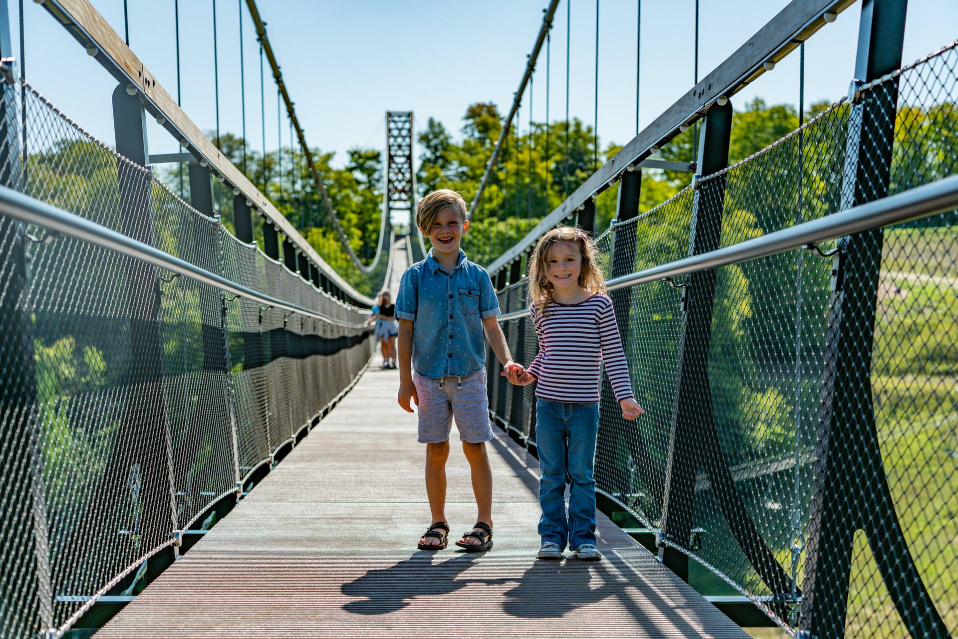 kids on skybridge michigan