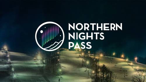 skier riding the park at night