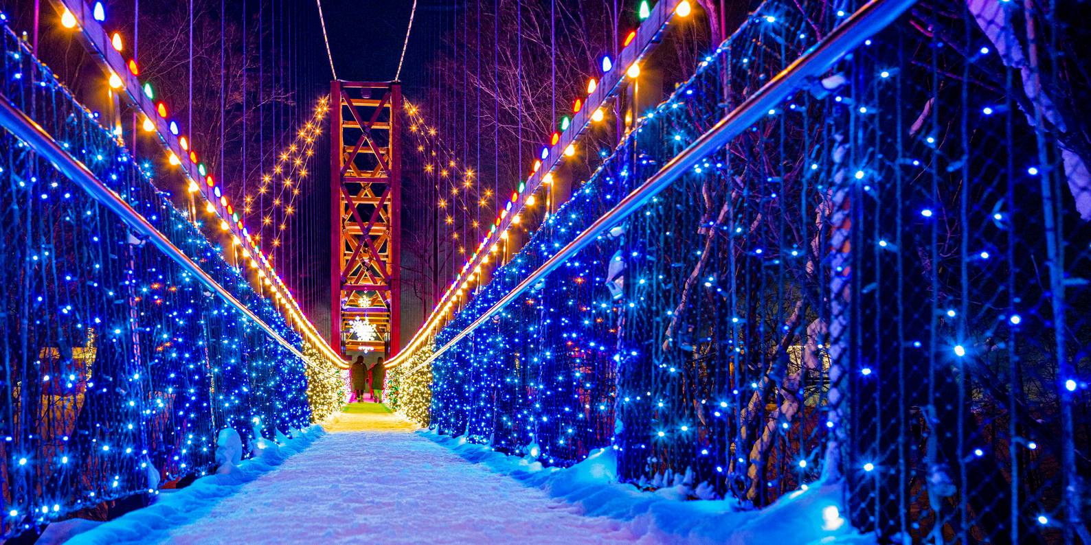 light display on SkyBridge Michigan