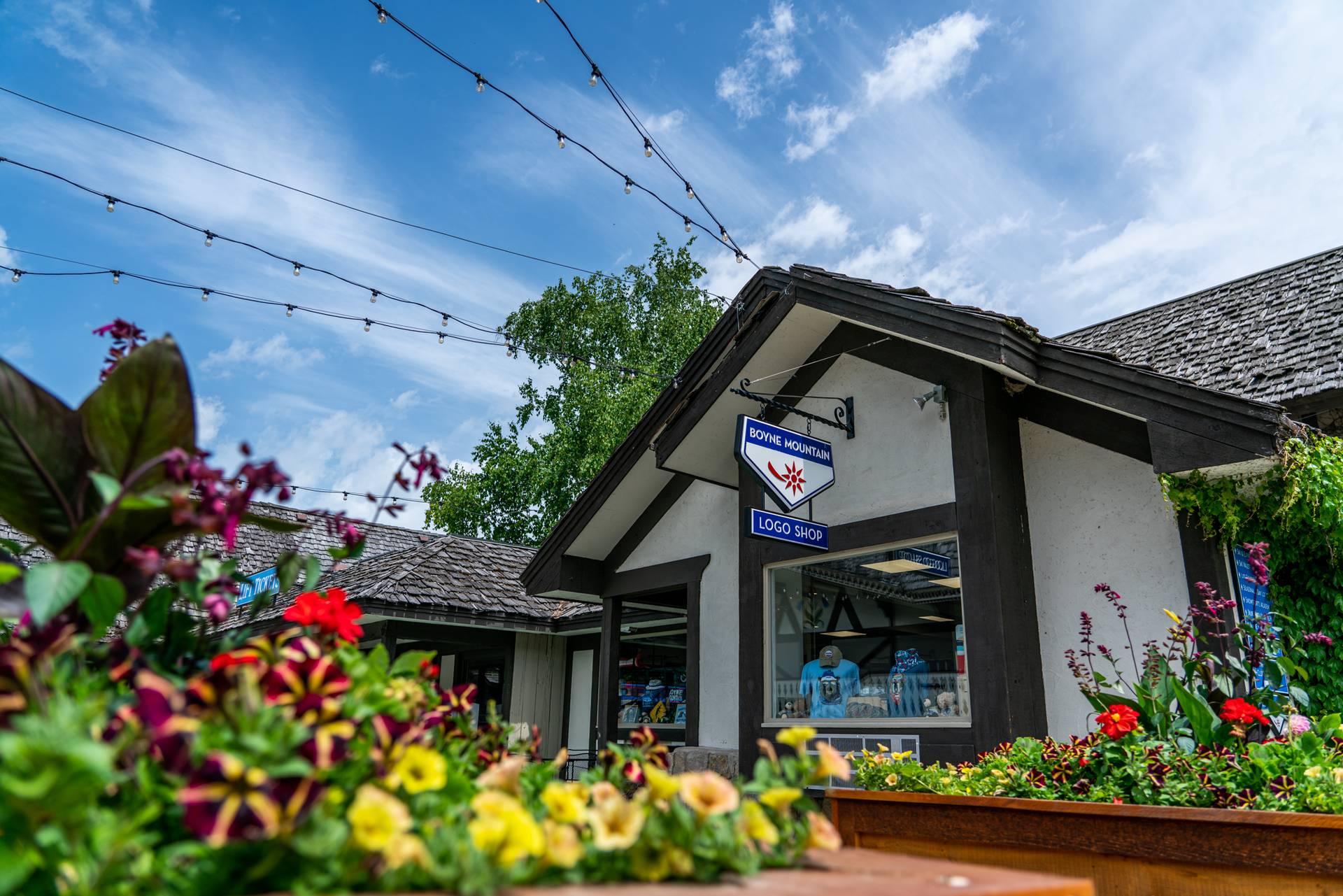 Exterior view of Boyne Mountain Logo Shop