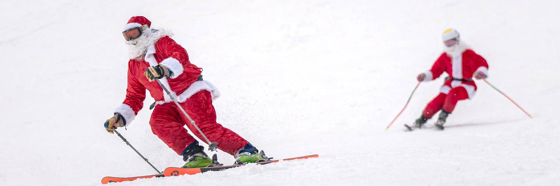 Cartoon Santa skiing