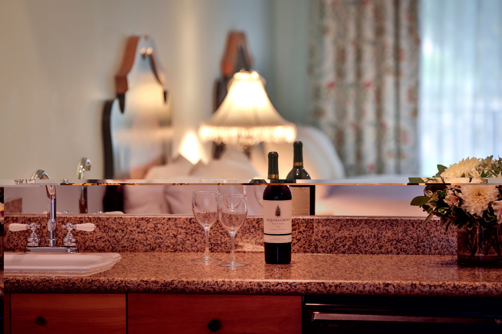 wine with glasses on the wet bar in the Mountain Grand Lodgde and Spa