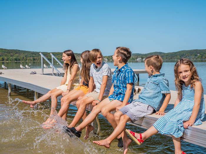 kids at deer lake