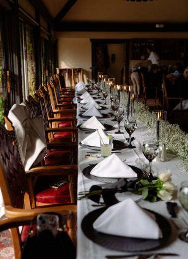 beach house wedding tables