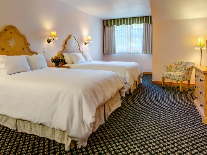Queen beds in the Zermatt room.