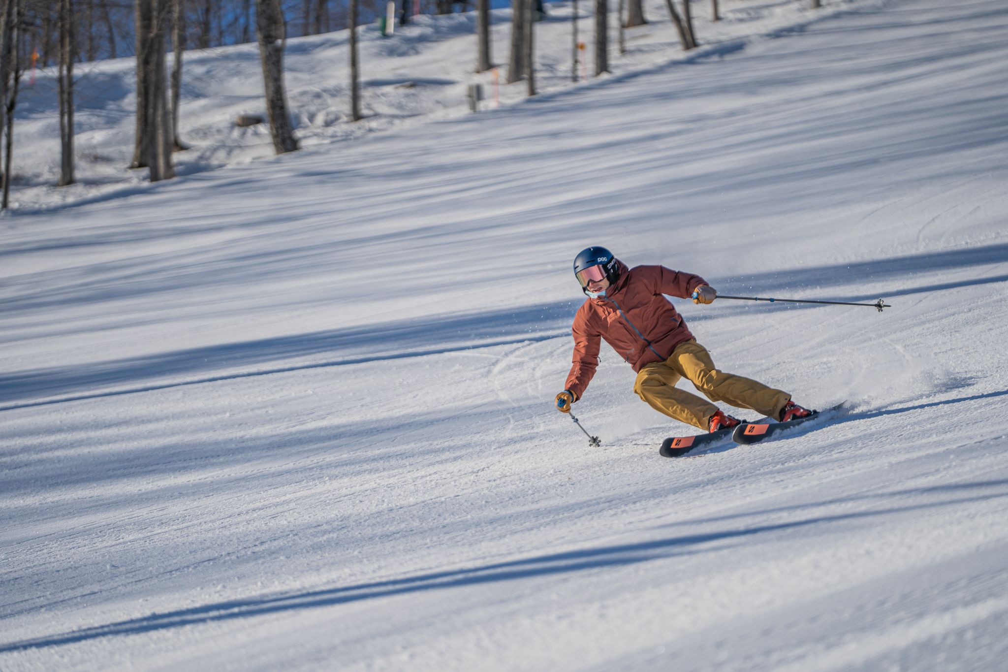 skier riding mclouth