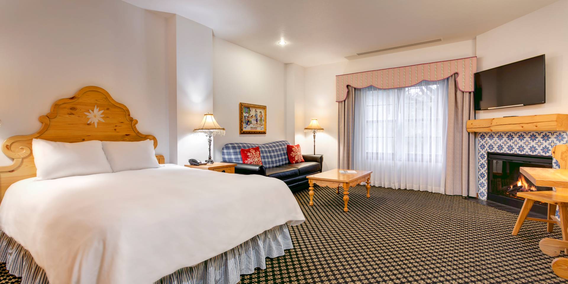 King room with sofa sleeper