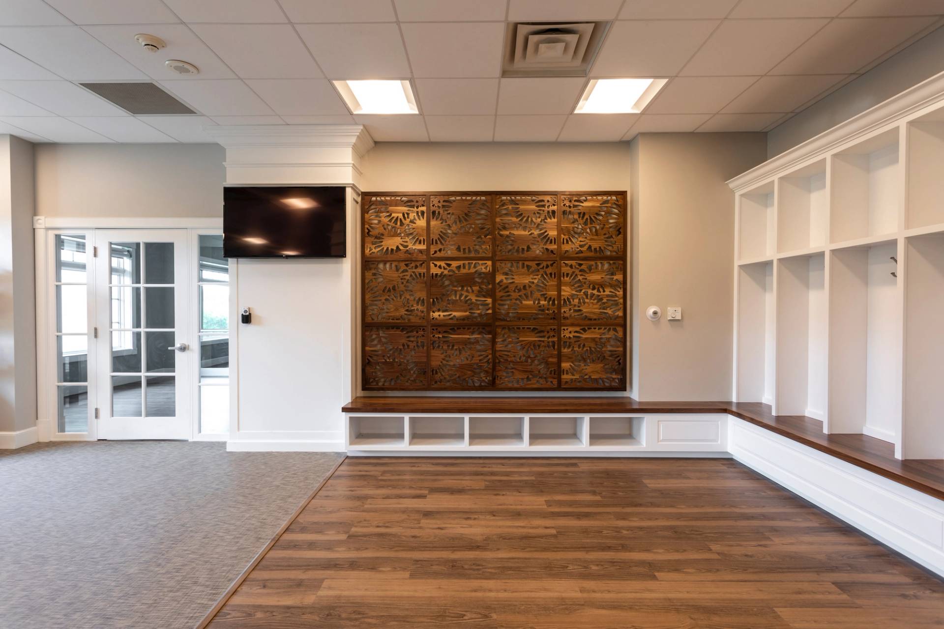 Cubby space and decor, Inn at Bay Harbor fitness center