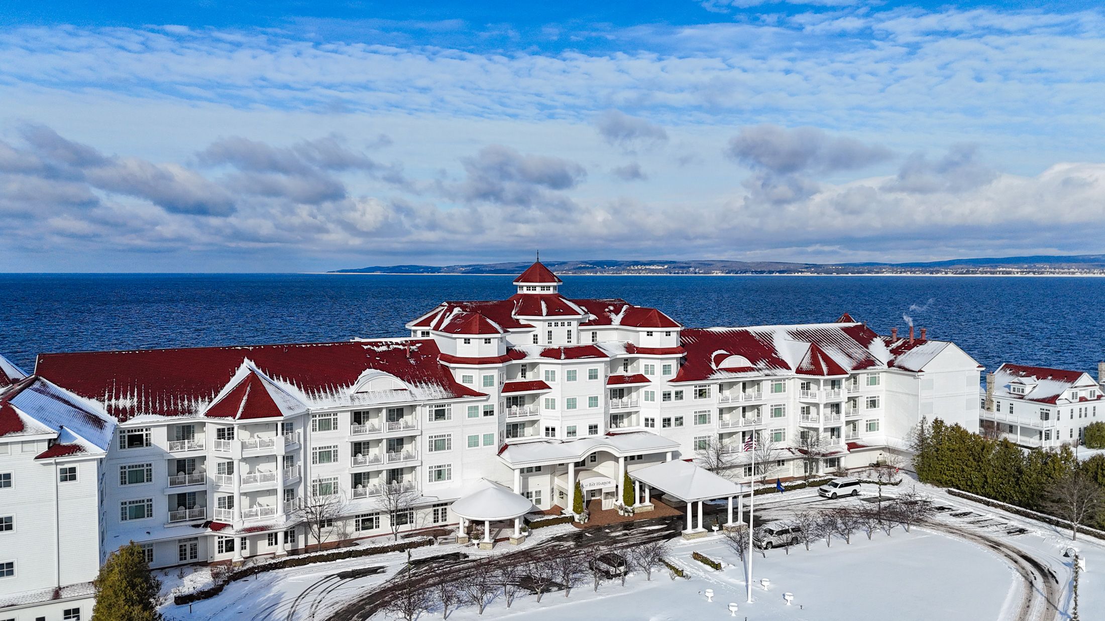 Aerial view of Inn at Bay Harbor in winter along Lake Michigan