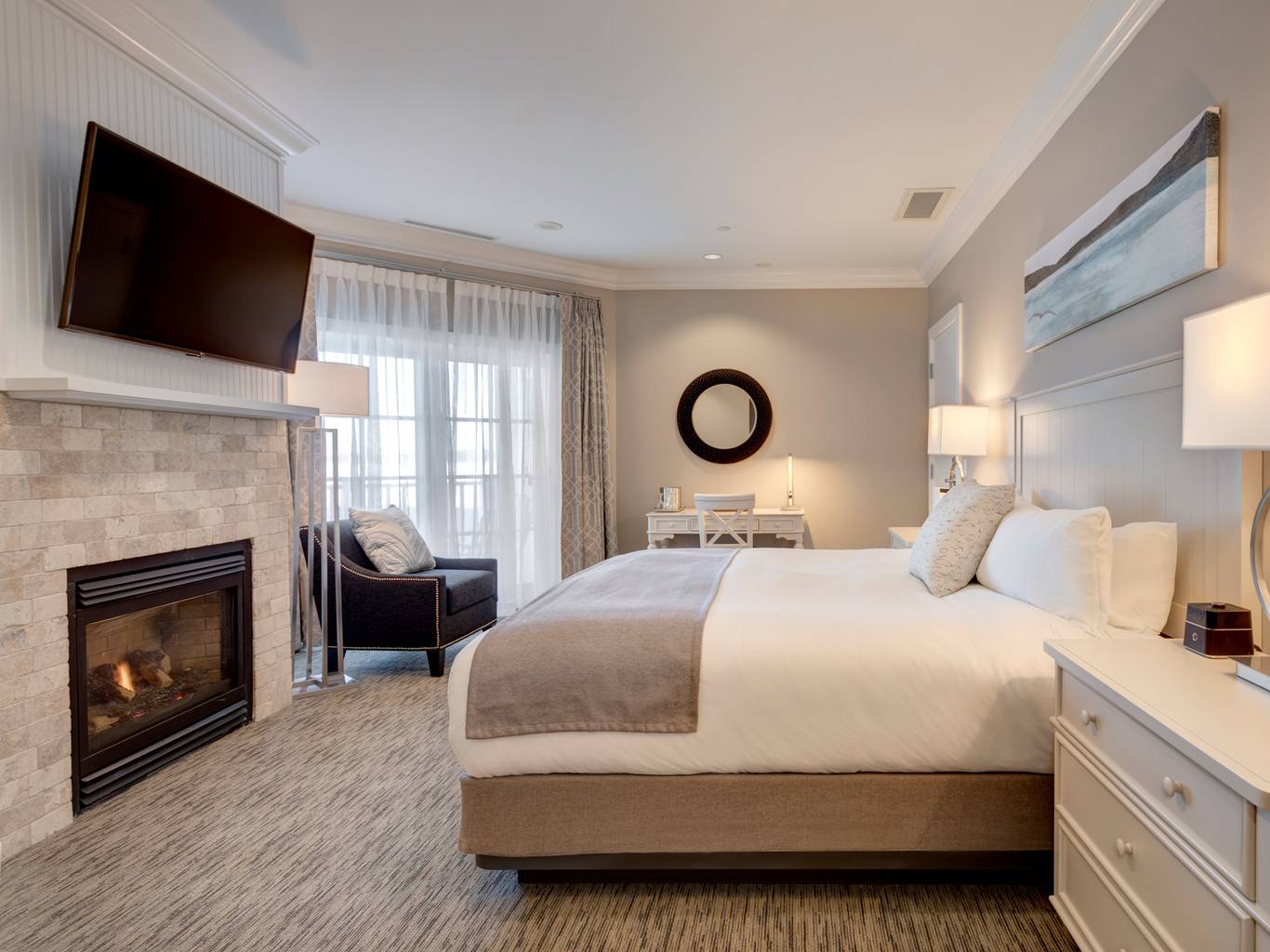 Tower King hotel room, Inn at Bay Harbor