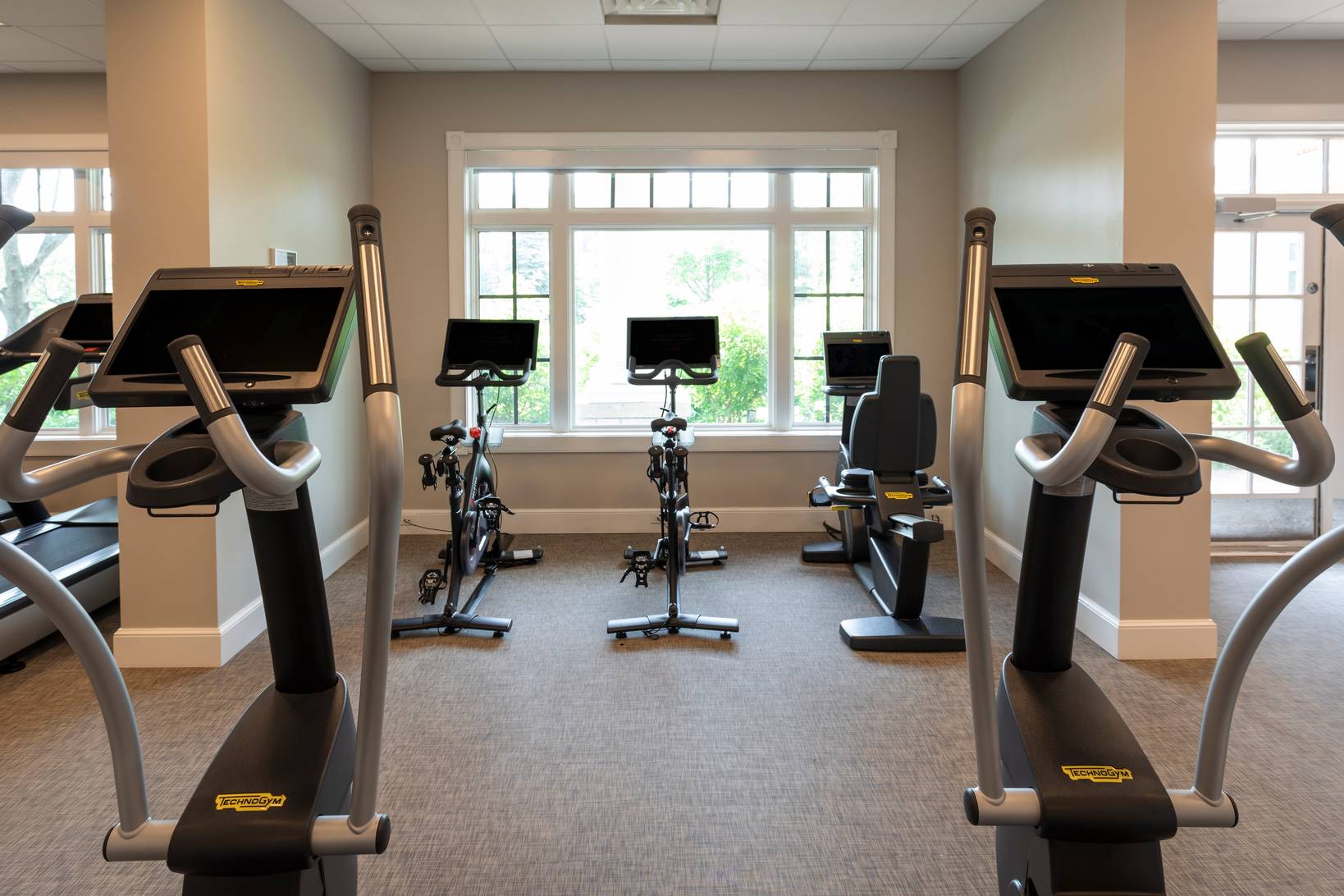 Cardio equipment, Inn at Bay Harbor fitness center