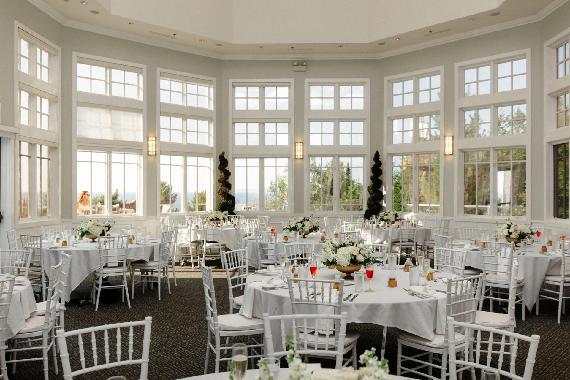 Arthurs 27 room wedding decor, Bay Harbor Golf Club