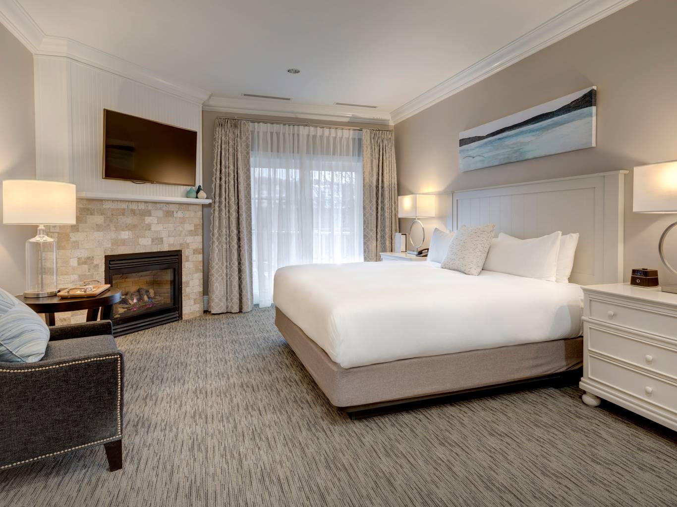 Grand King hotel room, Inn at Bay Harbor