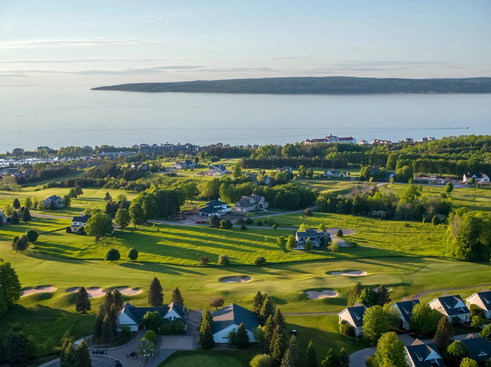 Springtime at Crooked Tree Cottages and Golf Club