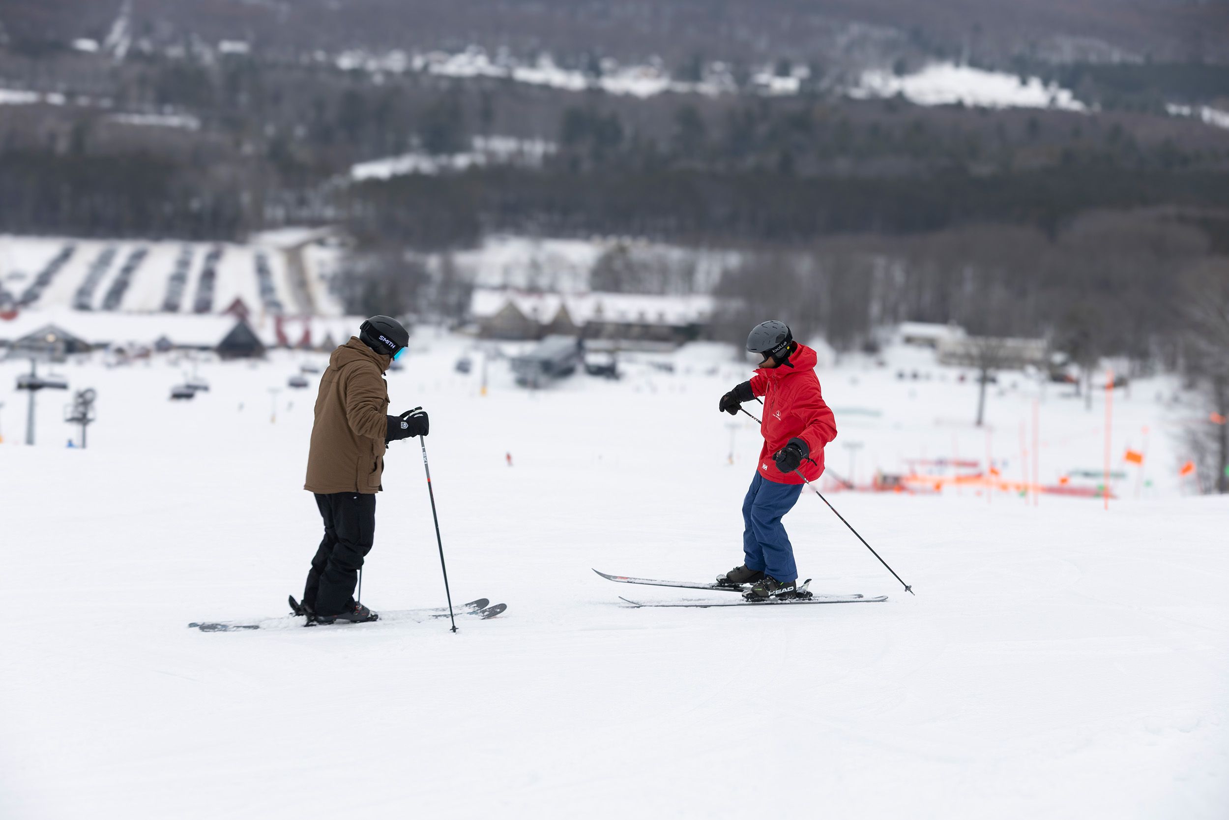 A ski lesson at The Highlands